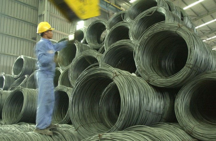 Thép là mặt hàng đã phải đối diện với nhiều các vụ phòng vệ thương mại. Ảnh: N.Ý.