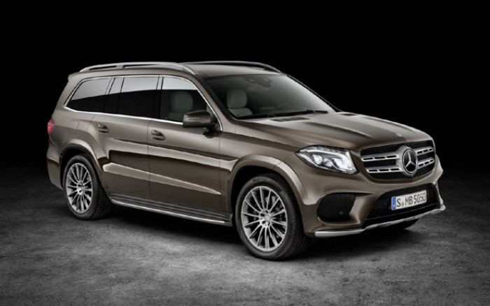 GLS 2017 cũng có bản diesel GLS350d 4MATIC công suất 255 mã lực, đi kèm hộp số tự động 9 cấp.
