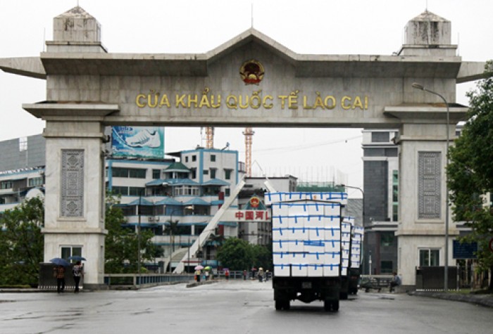 Thương mại Việt - Trung tăng nhanh chóng kể từ sau khi bình thường hóa quan hệ năm 1991.