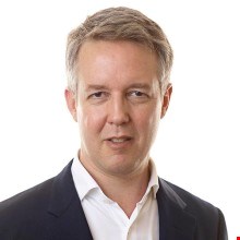 Ông Charlie Pownall