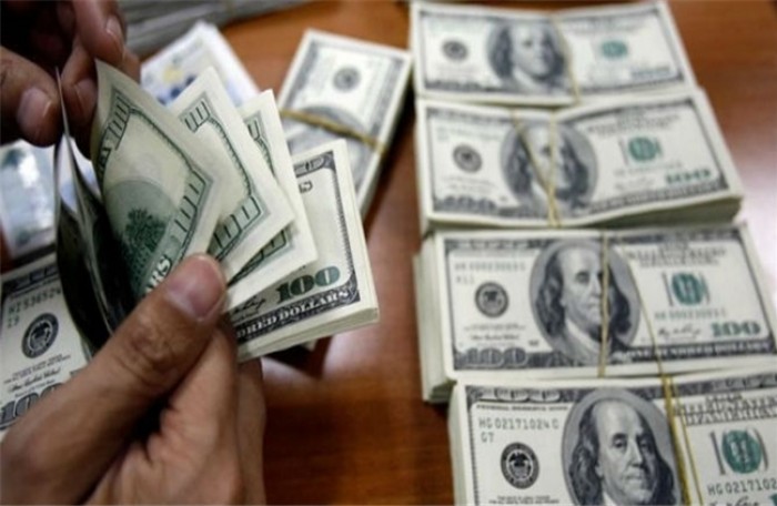 USD sụt giá mạnh khi các nhà đầu tư bán tháo