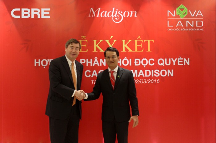 Ngày 2/3 đã diễn ra Lễ ký kết Hợp tác phân phối độc quyền dự án cao cấp Madison giữa Tập đoàn Novaland và Công ty CBRE Việt Nam. Ngày 2/3 đã diễn ra Lễ ký kết Hợp tác phân phối độc quyền dự án cao cấp Madison giữa Tập đoàn Novaland và Công ty CBRE Việt Nam.