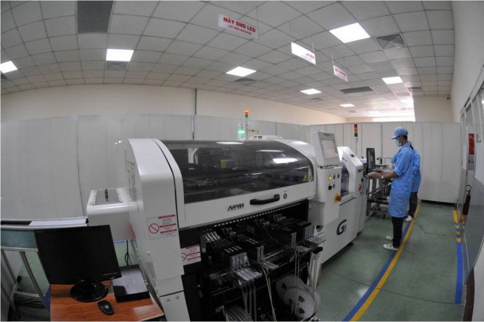 Dây chuyền sản xuất của Điện Quang trong tương lai sẽ sử dụng chip Việt. Ảnh: Trọng Hiền.