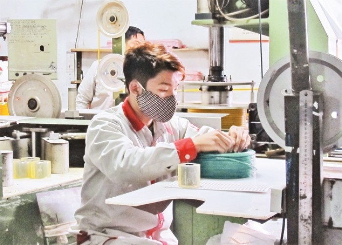 Sản xuất dây cáp điện tại Công ty CP Dây và cáp điện Thượng Đình Cadi-Sun.