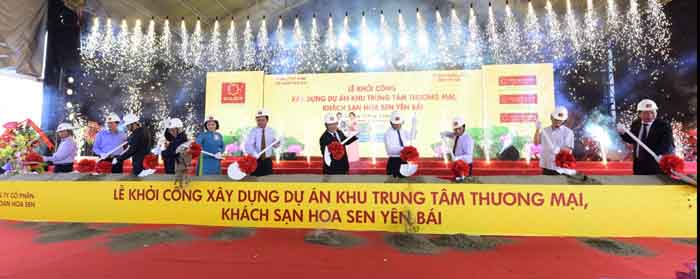 Nghi thức xúc cát khởi công xây dựng dự án Khu Trung tâm thương mại, Khách sạn Hoa Sen Yên Bái
