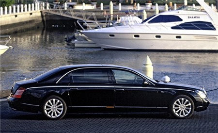 Việc đặt hàng một chiếc Maybach được so sánh với việc mua một chiếc du thuyền.