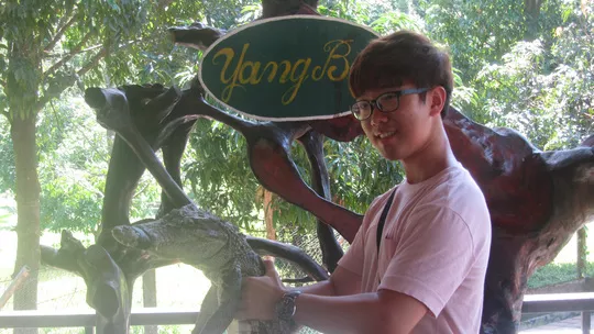 Yang Bay 9