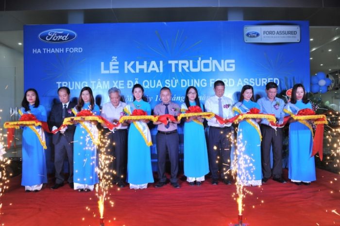 Lễ cắt băng khánh thành khai trương Hà Thành Ford Assured