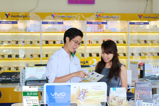 Tư vấn cho vay tiêu dùng. Ảnh: Quỳnh Hương
