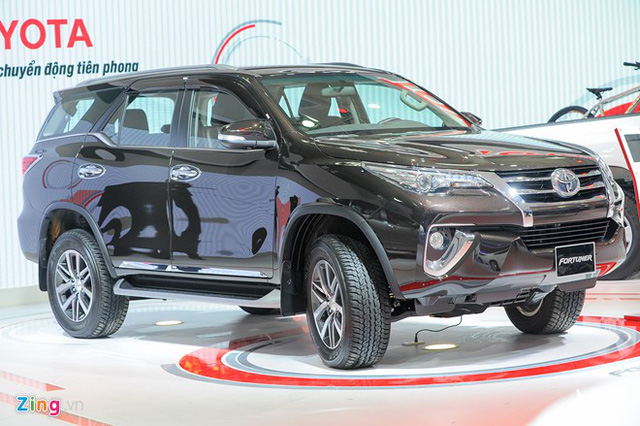 Những mẫu xe bán chạy như Toyota Fortuner cũng được chuyển từ lắp ráp sang nhập khẩu.