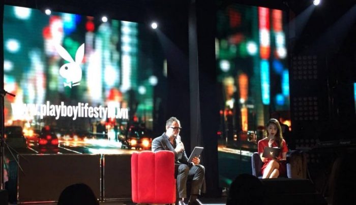 Ông Christopher Chronis, CEO của công ty GEO chia sẻ tại buổi họp báo ra mắt Playboy Establishment tại Hà Nội